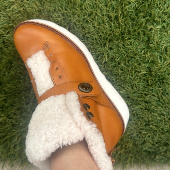 Stylish Coach Boots - Picture 6 of 7